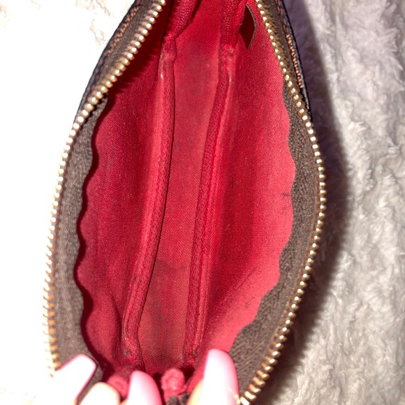 SOLD - Louis Vuitton Mini Pochette Accessoires - Picture 6 of 8